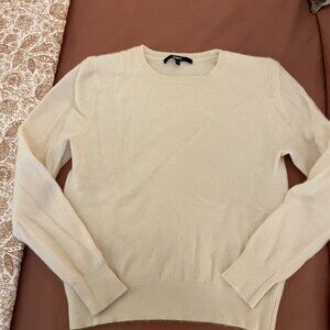 Quince Ivory Cashmere Crewneck Sweater